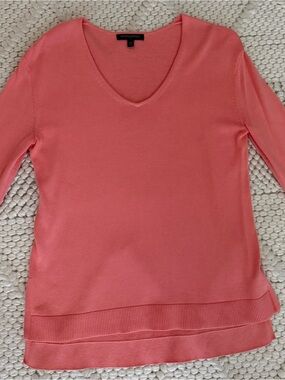 Banana Republic Coral V-Neck Long Sleeve Top